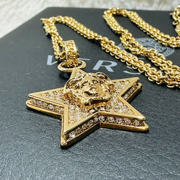NIB Versace Star Galaxy Gold Medusa Crystal Pendant Necklace $595 - Picture 11 of 16